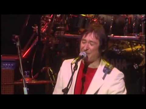 Ronnie Lane Memorial Concert -17 Black feat Dean Rees with Steve Diggle "Here Come The Nice"