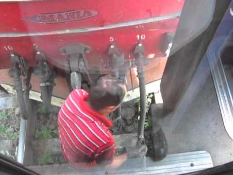 IC532-Deda-Cuplare locomotiva electrica-Part12 (19Iul2011)