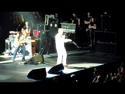 MORRISSEY 'THE QUEEN IS DEAD' THE SMITHS @ 02 ARENA, LONDON 29.11.14