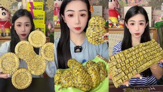 ASMR FROZEN PASSION FRUITS ICE | CRUNCY SOUNDS | DONUK ÇARKIFELEK MEYVESİ YEMEK | SATISFYING 