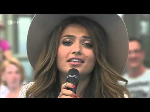 Maria Voskania - Was weißt denn du (ZDF Fernsehgarten 2015)