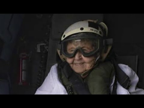 100-year-old naval pioneer gets her wish to fly in Navy helicopter