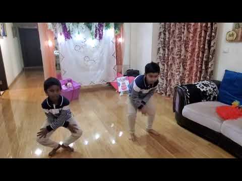 Suvit Suveer Dance On Mumma Birthday