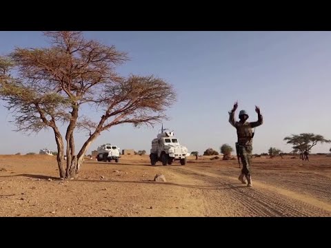 国連平和維持軍がマリの基地攻撃で負傷 (U.N. peacekeepers wounded in Mali base attack)