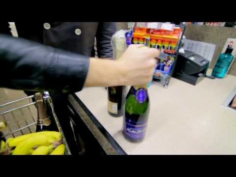 Avicii's Epic Hangover Kap Slap Bootleg  : Dada Life, Hardwell ft  Taio Cruz