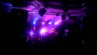 Apulanta - Käännä se pois - live