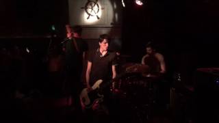 Bad Sports at Hefenkneipe // Don't get your Hopes Up