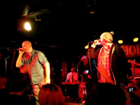 D-SISIVE (Derek From Northcliffe) - Like This f. Muneshine: Live 11/27/10 (COADGAME Video)