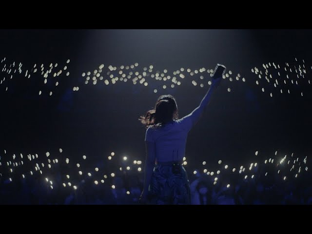 阿部真央、15周年ファイナル公演より「Somebody Else Now」のライブ映像がプレミア公開決定!公開に先駆けてFM802「Poppin’FLAG!!!」にてライブ音源がオンエア決定! 2 YouTubeサムネイル
