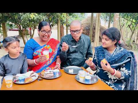 Christmas Day te Dhriti ke cake dorkar 😘🧑‍🎄🥰😘