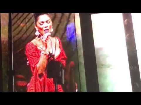 Nicole Scherzinger & Andrea Bocelli - Canto Della Terra (12.12.2018 Madison Square Garden)