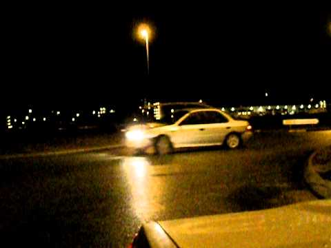 Seldi bíllinn springur og preza kallsins á djúpavatnsleið 010.avi