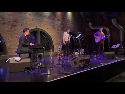 Steven Brown - In A Manner Of Speaking (Tuxedomoon) live