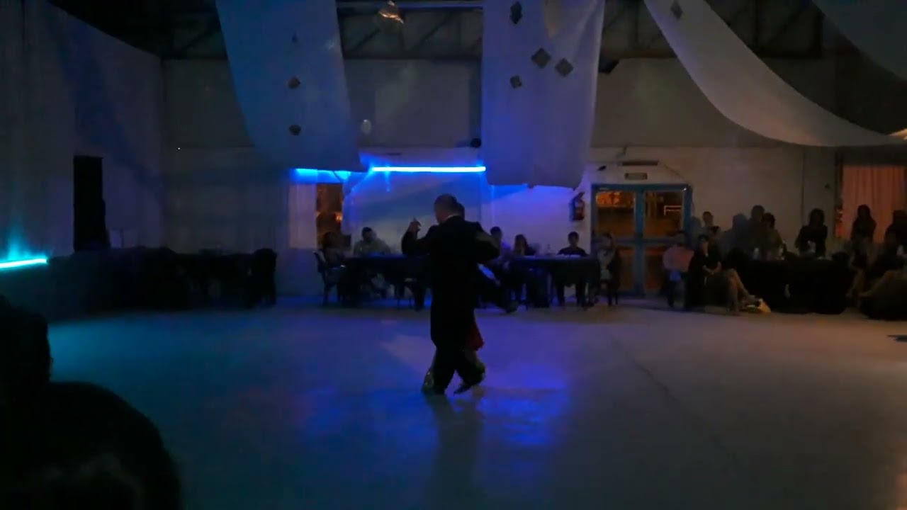 Video thumbnail for Paulo Bidart & Aurora Lubiz En Puerto Madryn Bailarines de Tango!!!