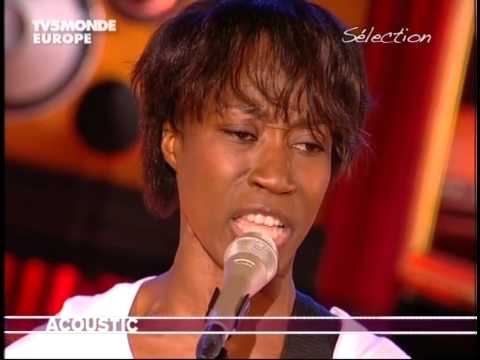 Rokia Traoré - Tounka (sur Acoustic TV5Monde)