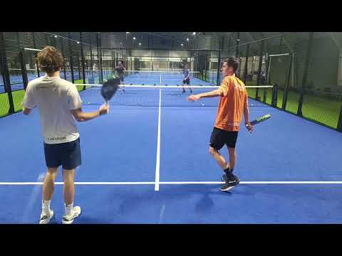 Padel exercise (for fun): trickshot counts triple!