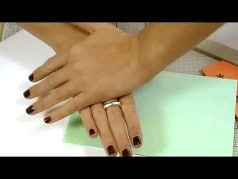 Paper Punch - Mini 'Daisy' - 752e