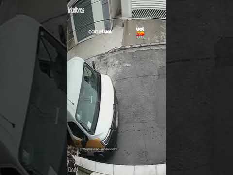 Homem armado aborda van escolar enquanto mãe leva o filho até o veículo na zona norte de SP