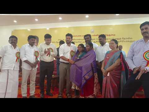 ஆசிரியர்களை பாராட்டிய அமைச்சர் பிரபு