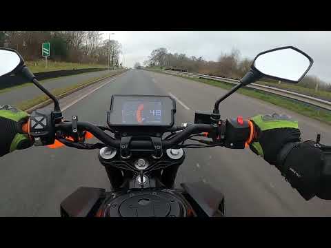2021 KTM Duke 125 Walkaround & Test Ride