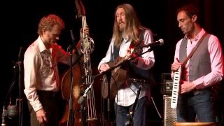 The Wood Brothers - The Muse (eTown webisode #944)