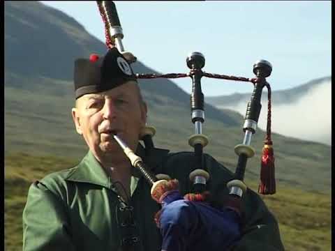 Mist Covered Mountains - Pipe Major Bill Hepburn