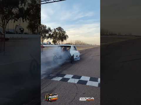 Calentando un poco🔥en picadas San Martín Mendoza 🏁🏆🚀 #autos #ford #automobile #picadas #race #fiat