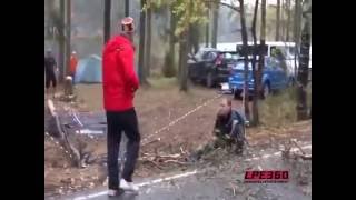 Lumberjack escapes an angry tree (Hilarious)