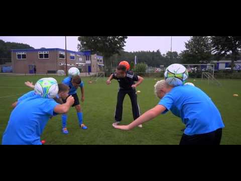 Voetbaldagen de Rebelletjes Gloria-UC 2016