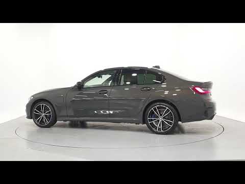 FK52782 - 2021 BMW 3 Series 330e M Sport Pro Edition Saloon