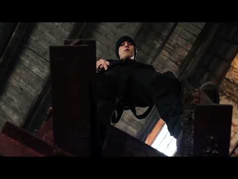 Ray Jr - Putting On feat. Machine Gun Kelly Music Video