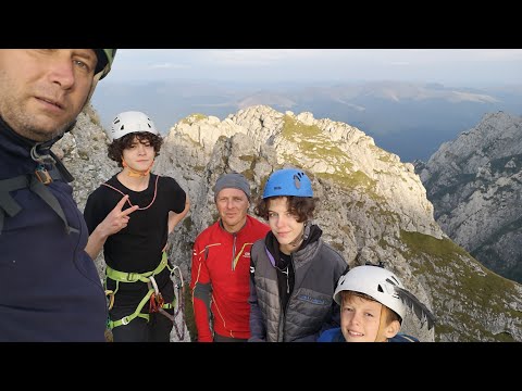 Adolescenți pe Acele Morarului (Partea I) - Apropierea de traseu 🙂