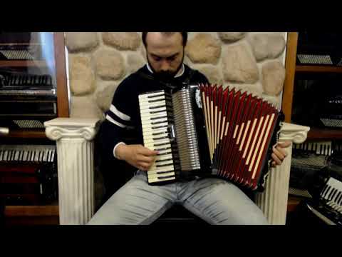 3624 - Black Harmonium Piano Accordion LM 39 120 $699