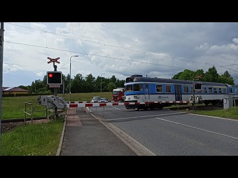 Železniční přejezd AŽD 97 P 299 Chodová Planá 10.6.2021 Czech railroad crossing.