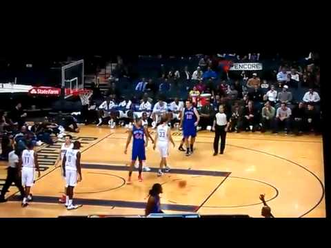 Jeremy Lin breaks someone's ankle