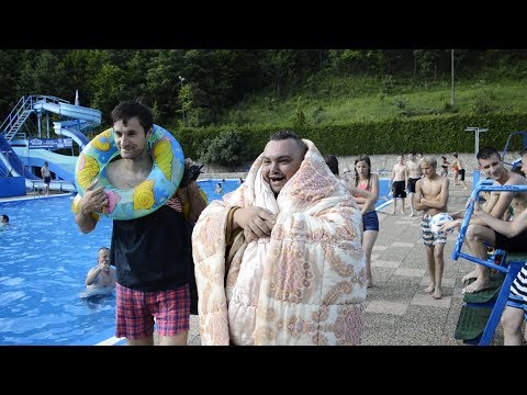 Bosanski KRKANI na bazenu