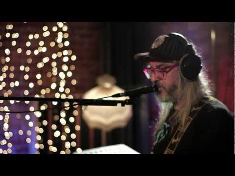 In Session: Dinosaur Jr. - Pond Song