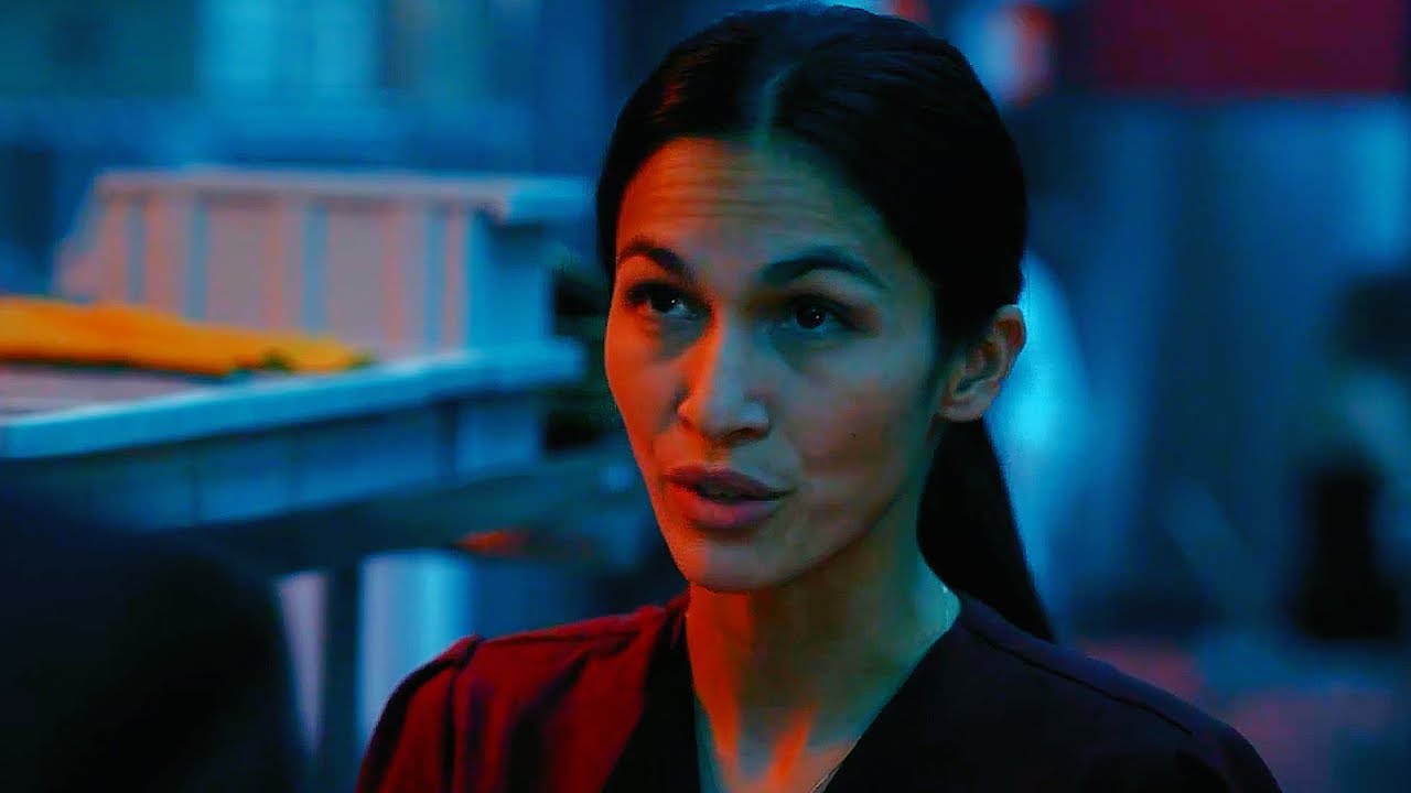 A woman becomes a mob cleaner, handling tough situations to save her child