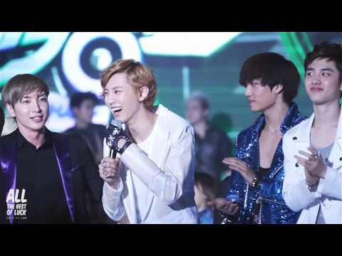 120829 Chanyeol at Music Bank Sky Festival Ending [ALL THE BEST OF LUCK]