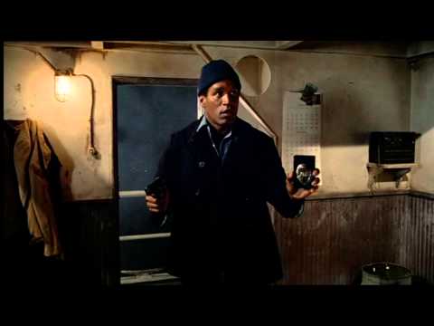 Die nackte Kanone | "Polizei! Werft eure Kanonen weg!"