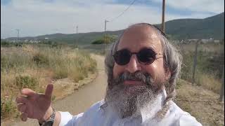 בית המדרש הווירטואלי עמוד מוהר"ן – בעברית – לימוד ה'עמוד היומי' ליקוטי מוהר"ן חלק ב דף ט' עמוד ב' (הרב מוטה פראנק) - התמונה מוצגת ישירות מתוך אתר האינטרנט יוטיוב. זכויות היוצרים בתמונה שייכות ליוצרה. קישור קרדיט למקור התוכן נמצא בתוך דף הסרטון