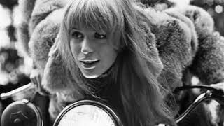 Marianne Faithfull &quot;As tears go by&quot; (2018 version)