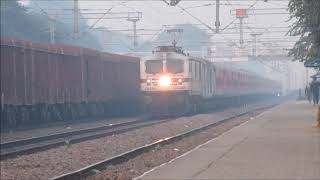 preview picture of video 'HAPPY 32nd BIRTHDAY PRAYAGRAJ EXPRESS | One of the Best Superfast Exp With Offlink RPM WAP7 at MPS'