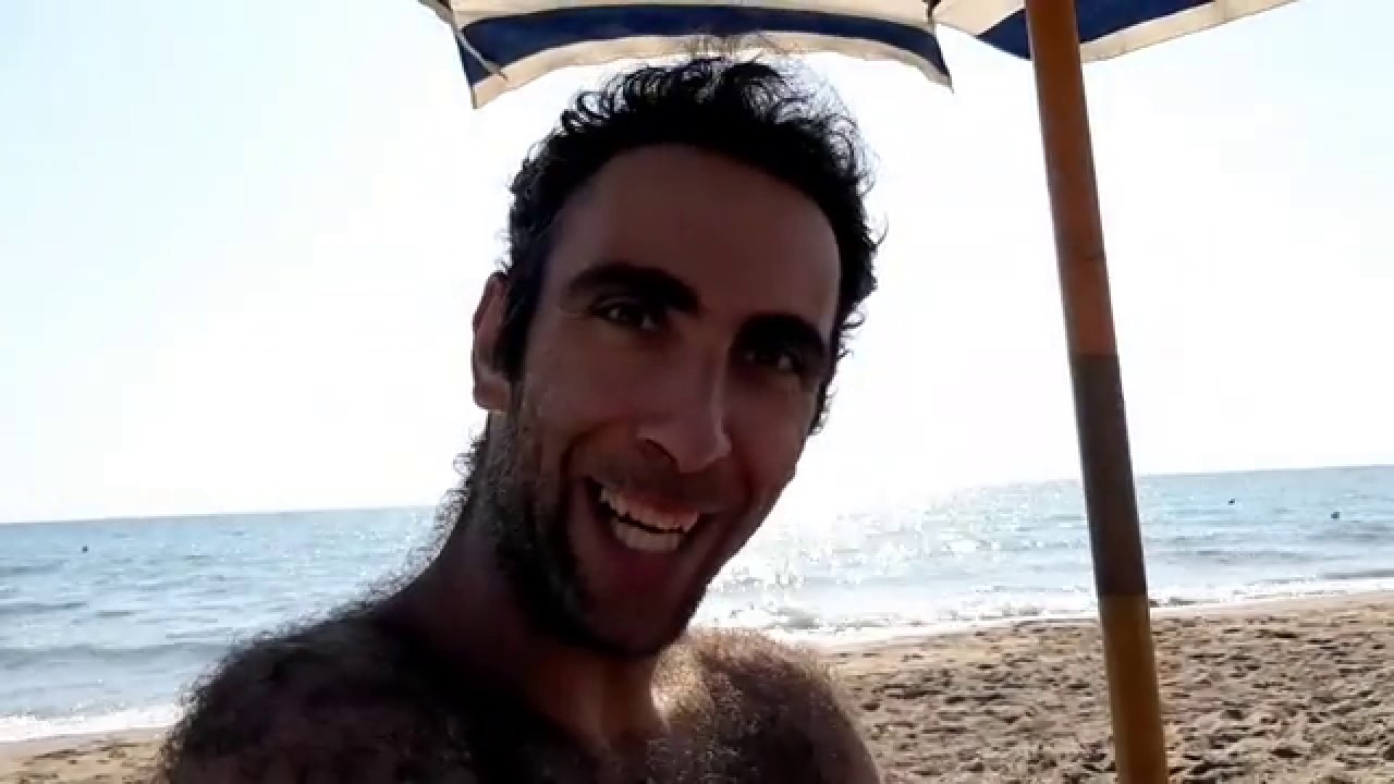 L' UOMO PIÙ PELOSO AL MONDO 😅