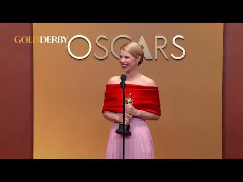 El emotivo discurso de aceptación del Oscar en gaélico de Jessie Buckley | Primera mujer irlandes...