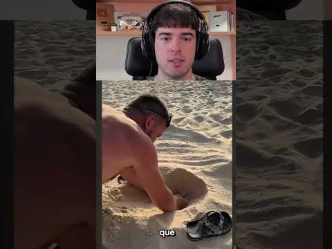 Encontró Algo Debajo De La Arena 💔