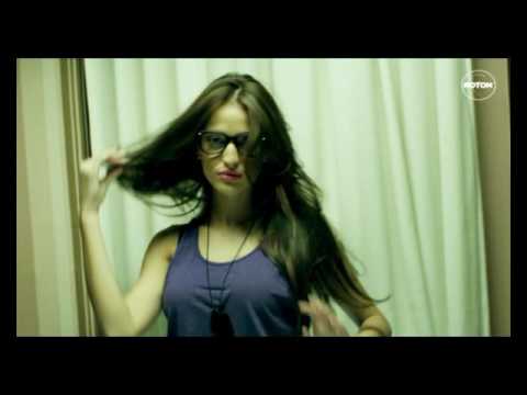 Akcent feat  Dollarman   Spanish Lover 1080p