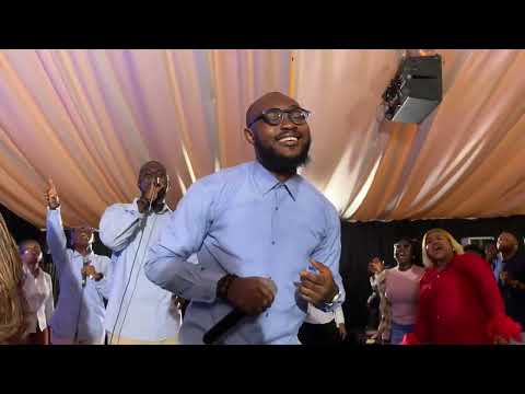 BEST AFRICAN PRAISE MEDLEY BY EMEKASONGSZ