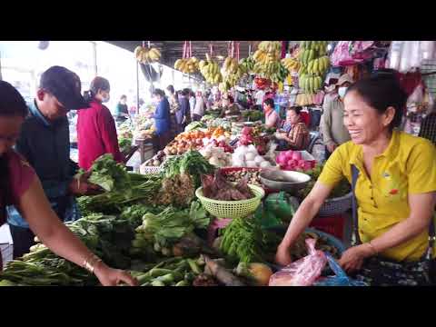 Phnom Penh Street Food In Market - PC Market On Other Side