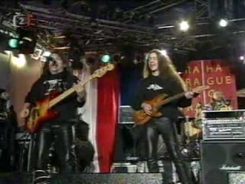 Aleš Brichta- V uniformě lokaje- 17. listopad